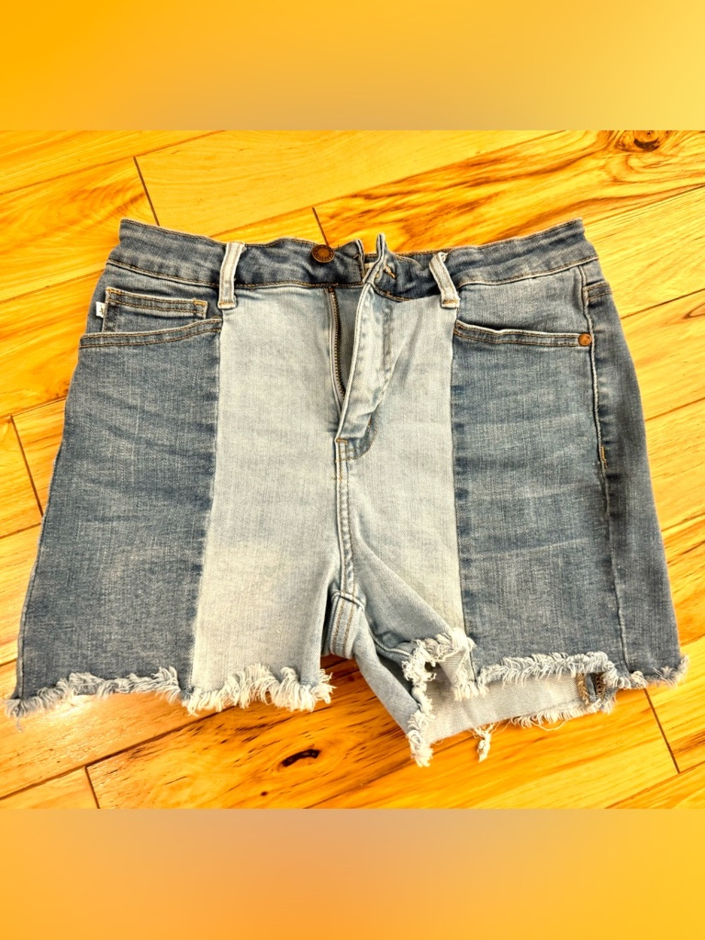 Judy Blue Denim Jean Shorts Womens Large  Mid Rise Patchwork Cut Off 3" NWT